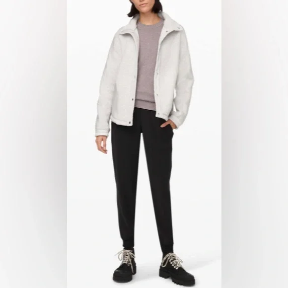 ⭐️Host Pick⭐️ BNWOT Lululemon Go Cozy Jacket - Picture 10 of 11